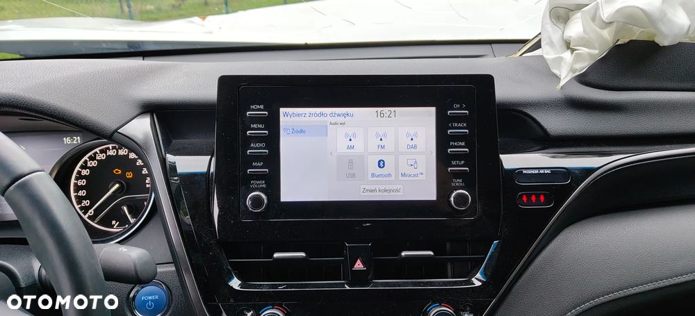 Toyota Camry 2.5 Hybrid Comfort CVT - 9