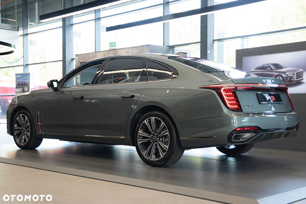 Hongqi H9 - 30