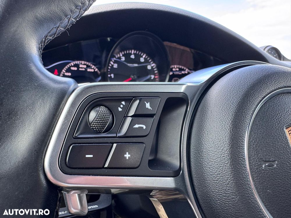 Porsche Cayenne Tiptronic S - 32