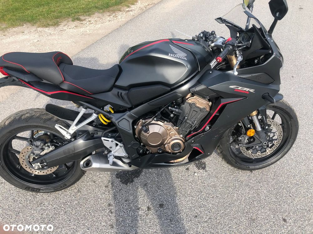 Honda CBR - 9
