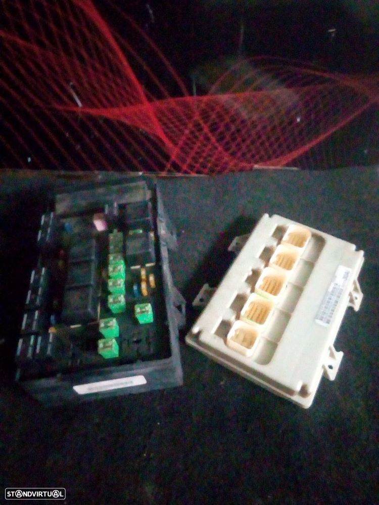 Caixa De Fusíveis Chrysler Grand Voyager - 1