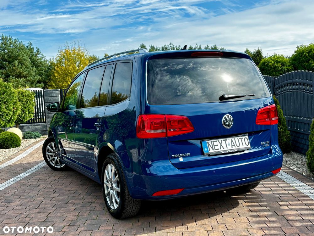 Volkswagen Touran 2.0 TDI DPF BlueMotion Technology Highline - 12