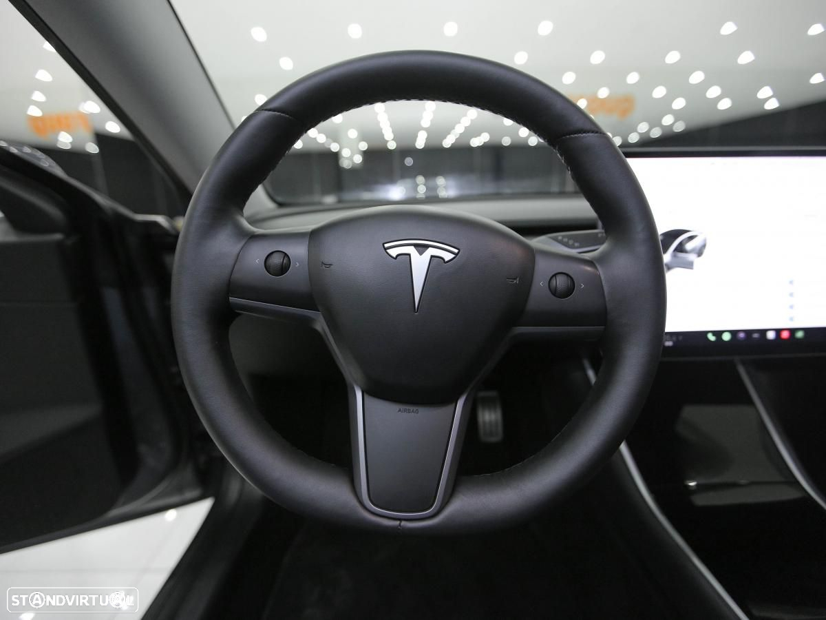 Tesla Model 3 Performance Dual Motor AWD - 11