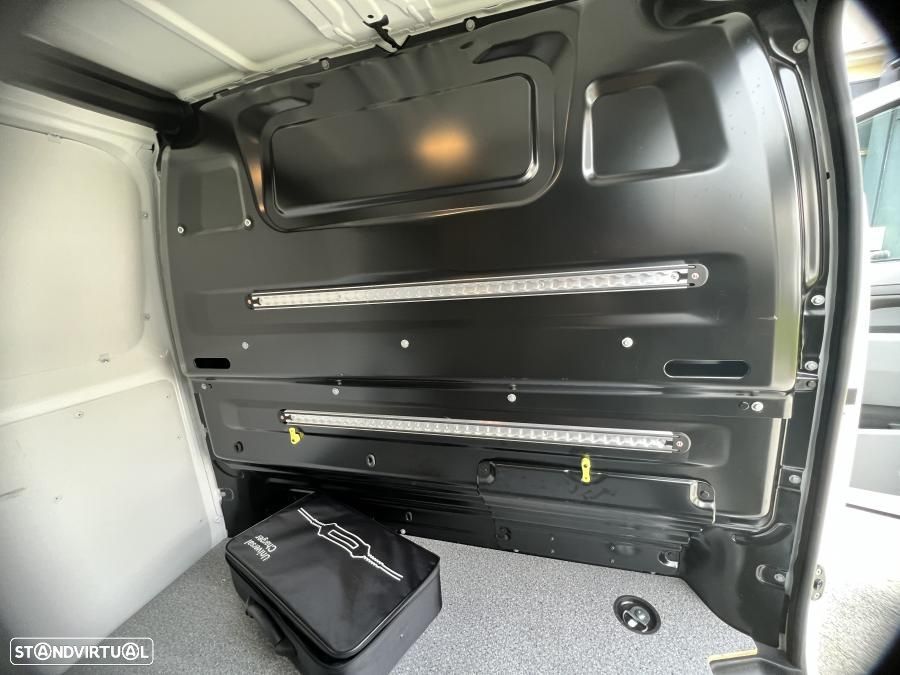 Opel Vivaro e CARGO M 75KWH - 20