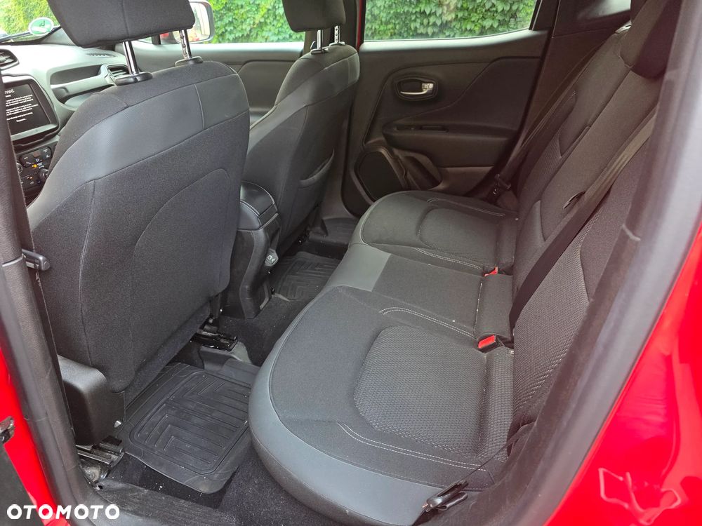 Jeep Renegade 1.3 T-GDI S - 10