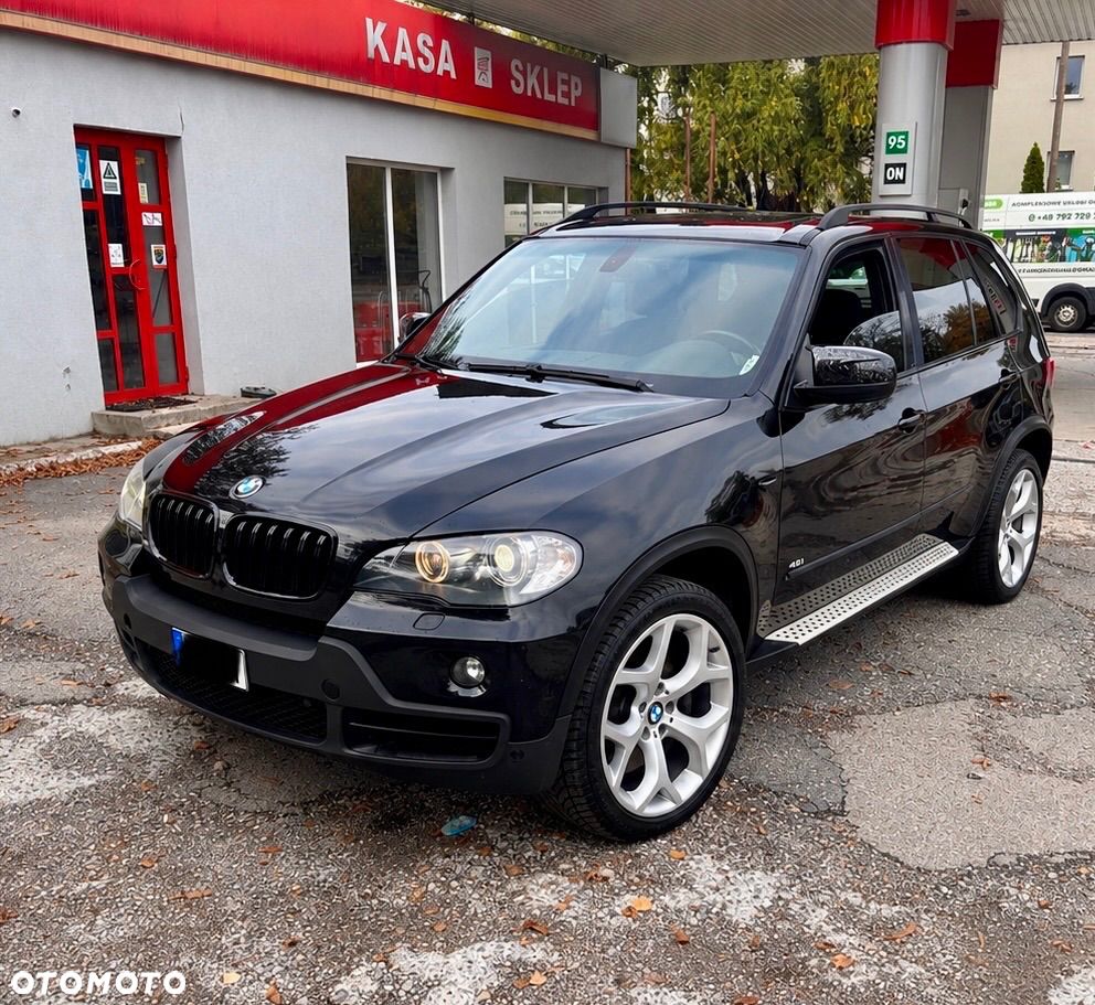 BMW X5 4.8i xDrive - 1