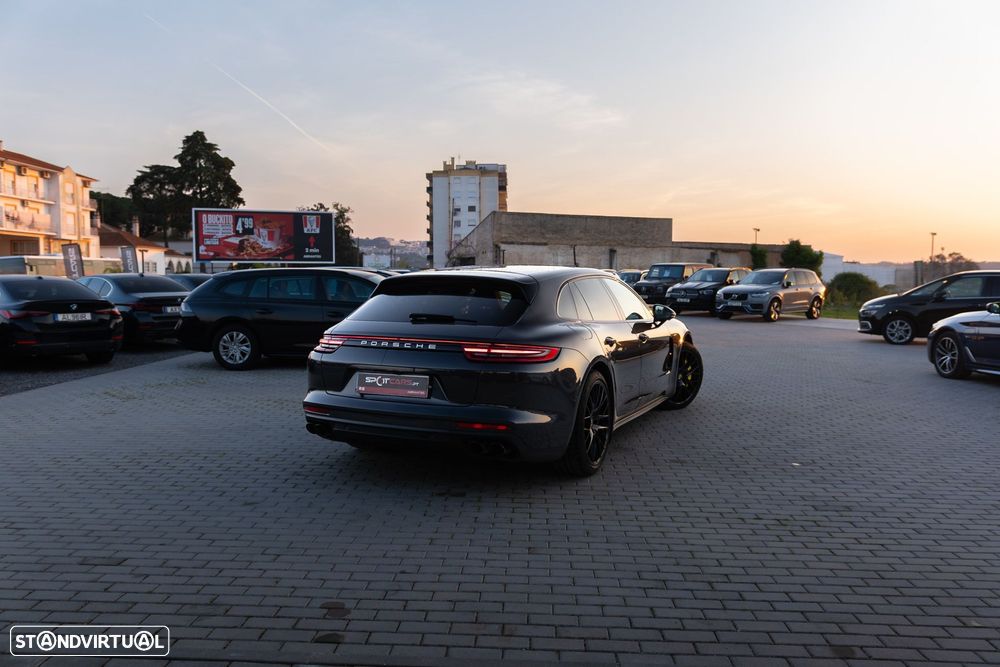 Porsche Panamera Sport Turismo 4 E-Hybrid - 8