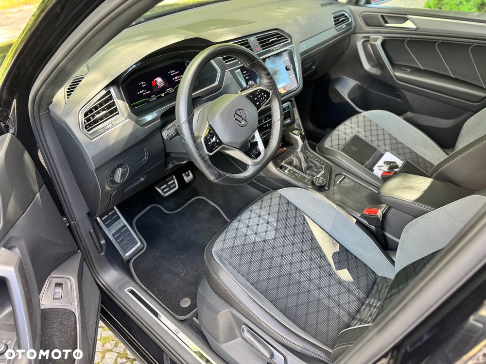 Volkswagen Tiguan Allspace 2.0 TDI SCR 4Motion DSG R-Line - 13