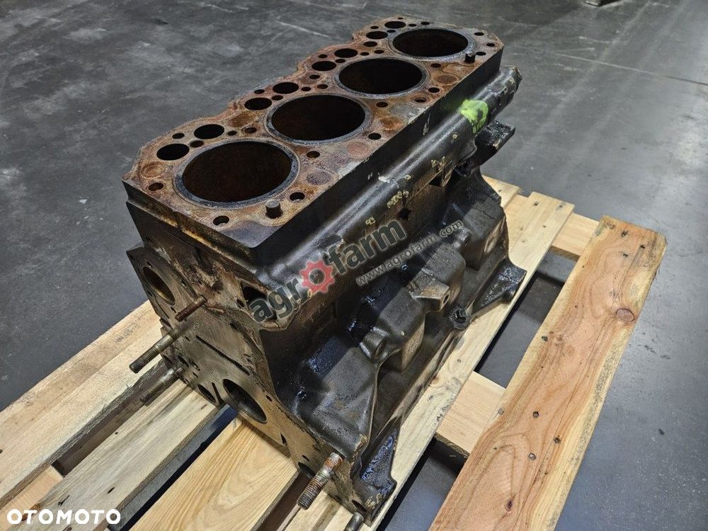 Blok silnika Jhon Deere 6100, 6200, 6300, 6400 - 1