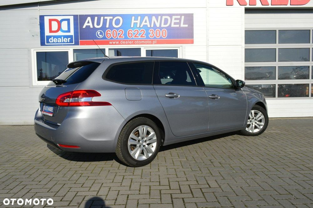 Peugeot 308 SW BlueHDi 130 Allure - 11