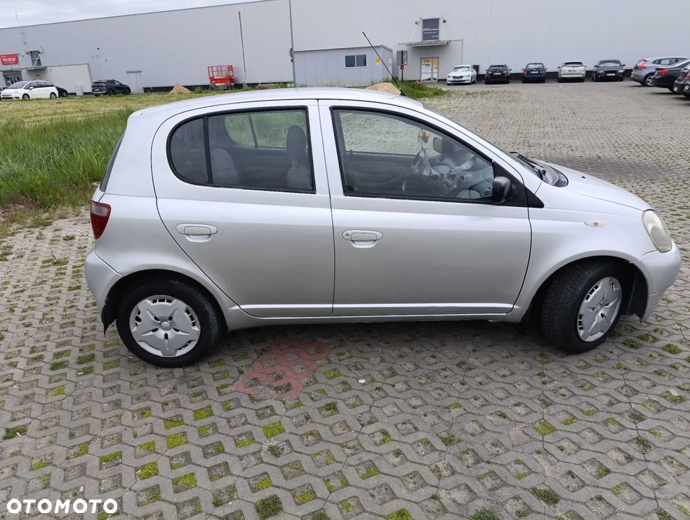 Toyota Yaris 1.3 Luna - 6