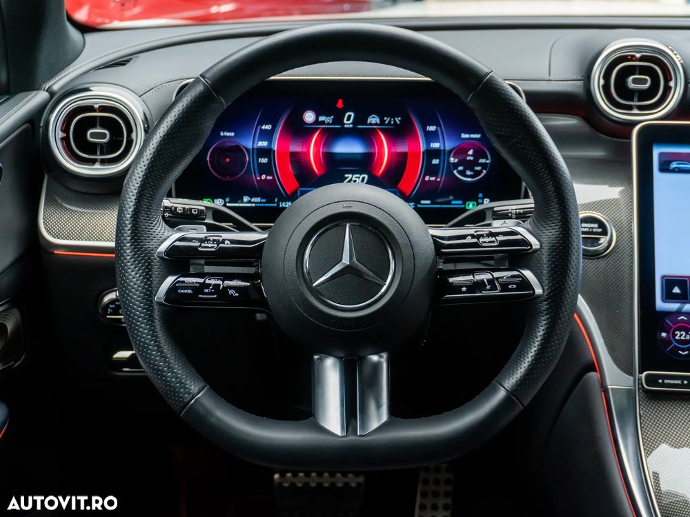 Mercedes-Benz GLC - 38