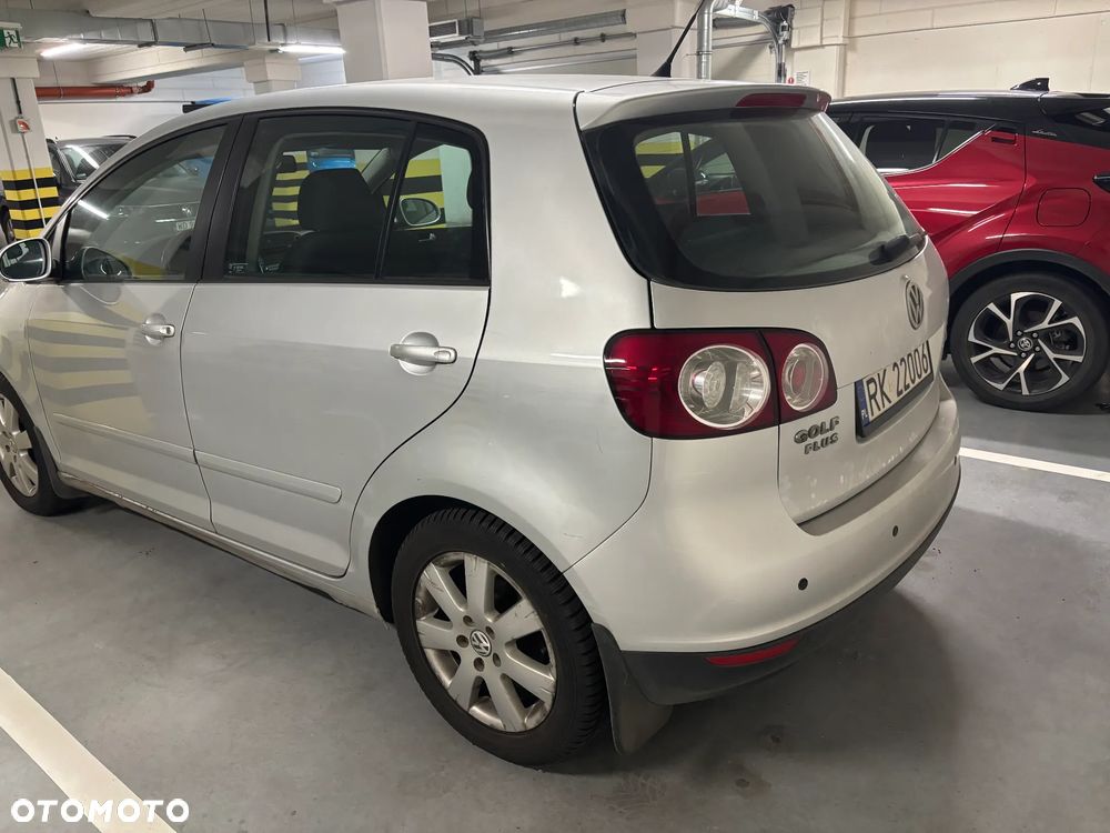 Volkswagen Golf Plus 1.6 Trendline - 12