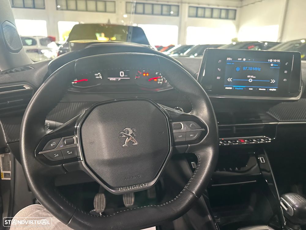 Peugeot 2008 1.2 PureTech Active - 9