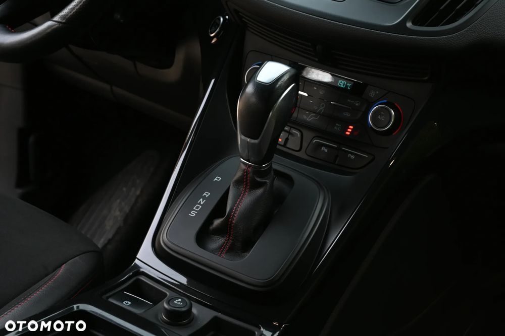 Ford Kuga 2.0 TDCi AWD ST-Line - 21