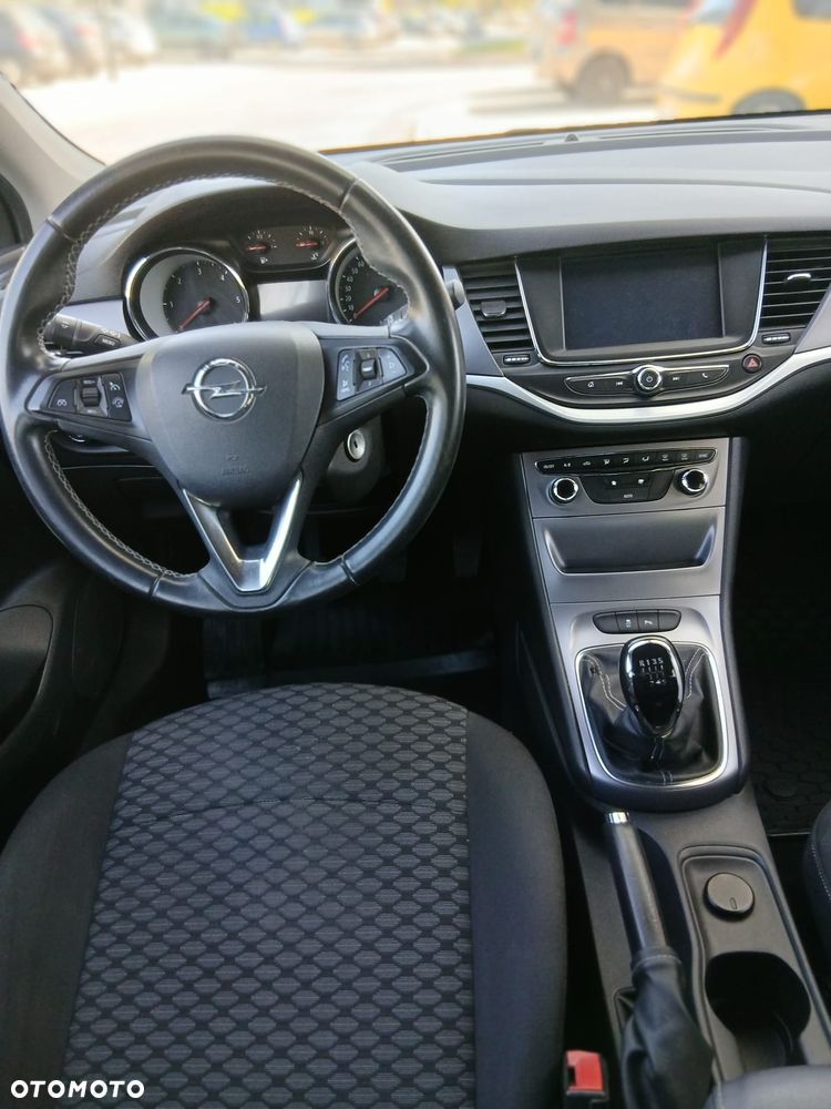 Opel Astra 1.6 CDTI Enjoy - 6