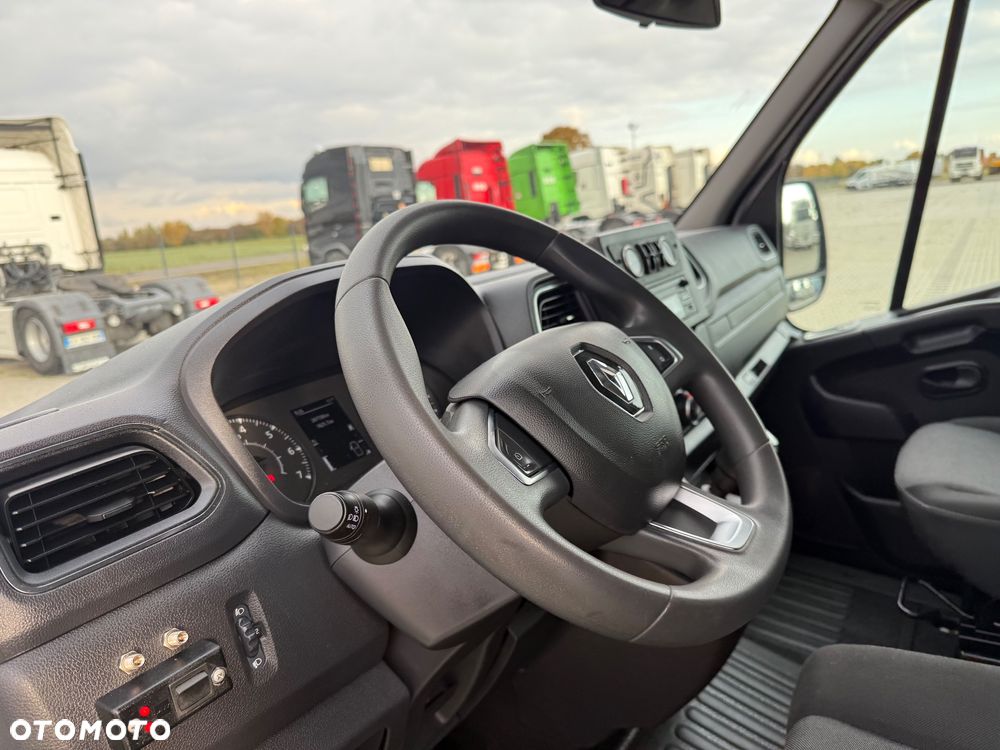 Renault MASTER 165 / KONTENER + WINDA / B. DRZWI / TYŁ NA PODUSZKACH / STAN BDB / / / - 34