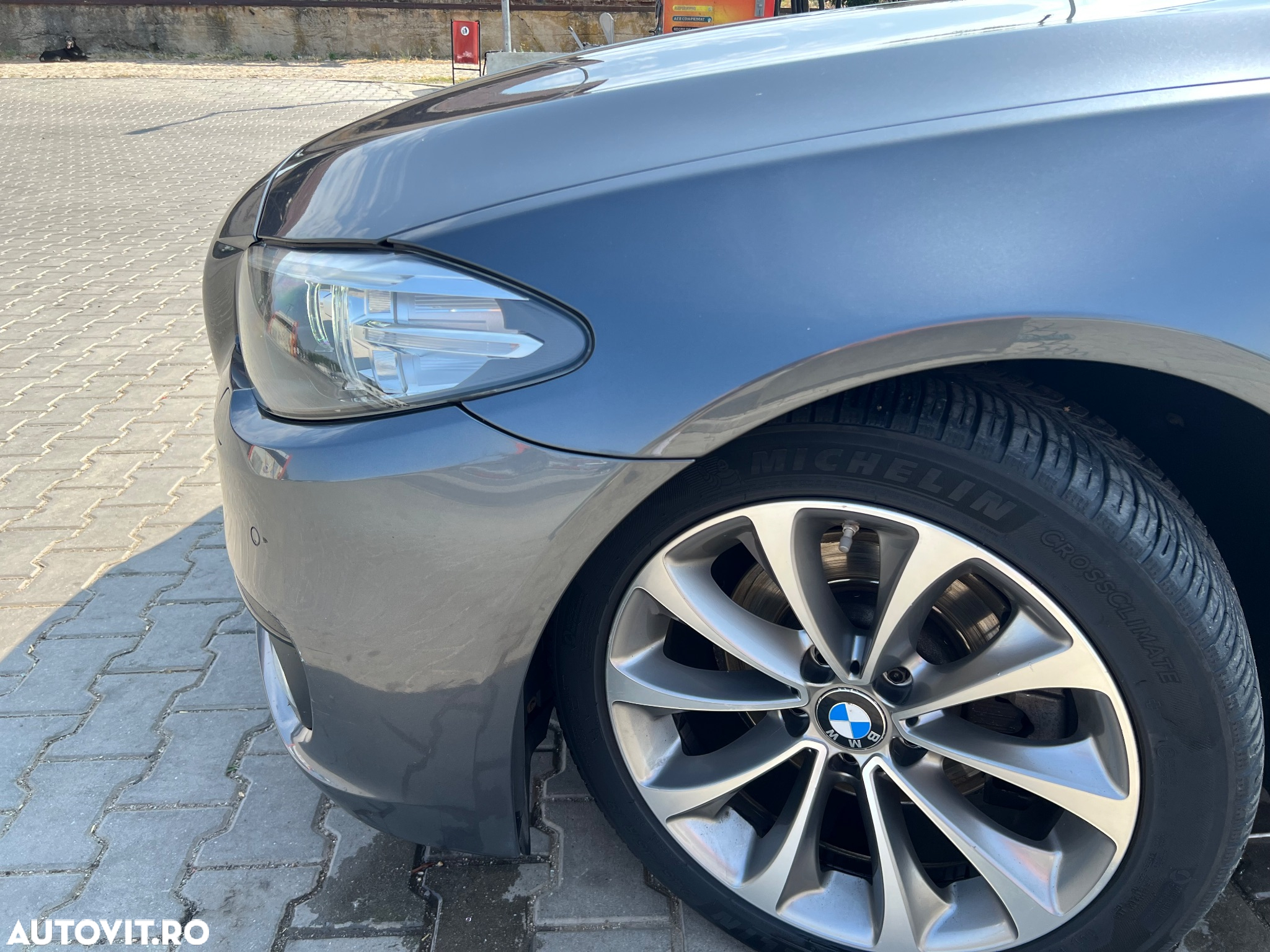 BMW Seria 5 520d xDrive Aut. Luxury Line - 4