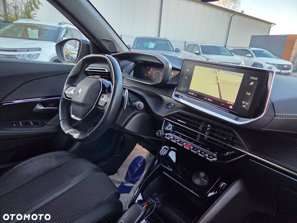 Peugeot 2008 1.5 BlueHDi GT Line S&S EAT8 - 24