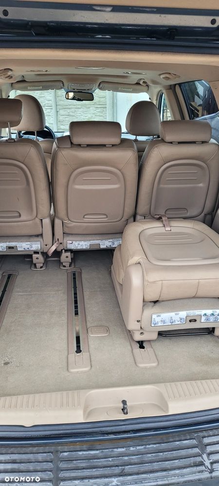 Kia Carnival 2.9 CRDi EX - 7