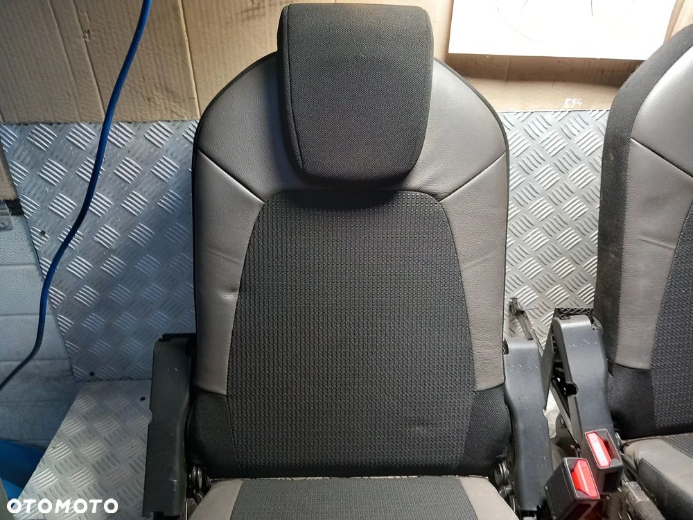 CITROEN C4 GRAND PICASSO II FOTELE 3 RZĄD - 2