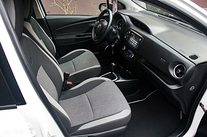 Toyota Yaris 1.5 VVT-i Y20 Club - 19