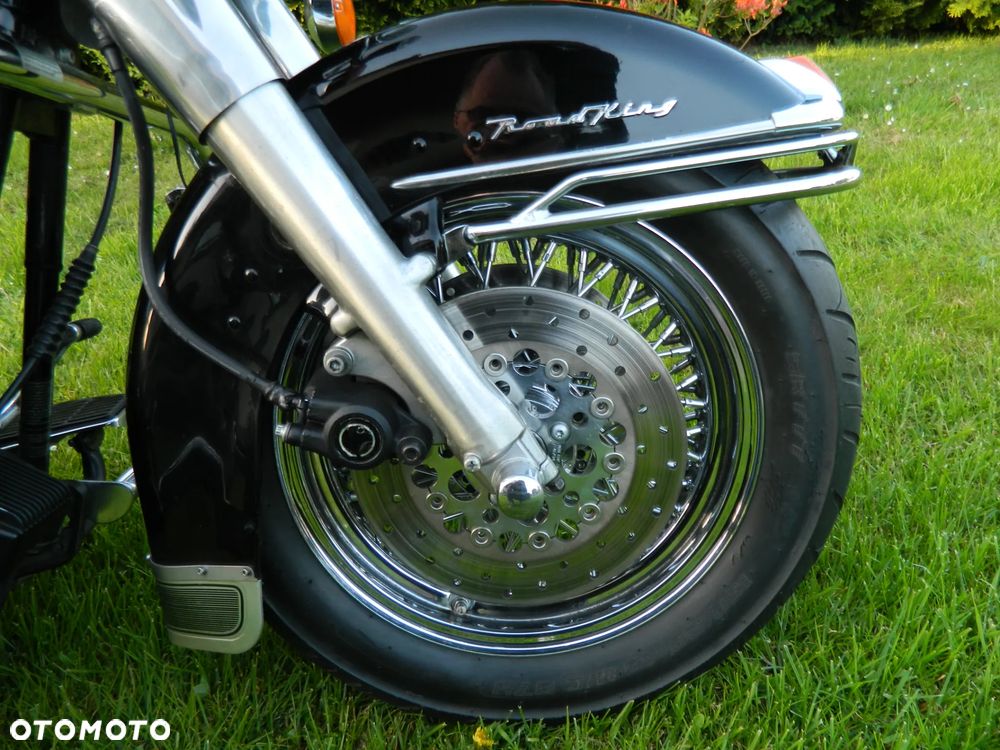 Harley-Davidson Touring Road King - 13