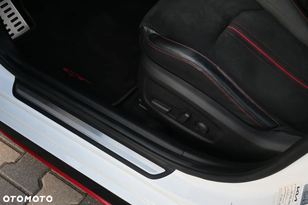 Kia ProCeed 1.6 T-GDI DCT7 OPF GT - 34