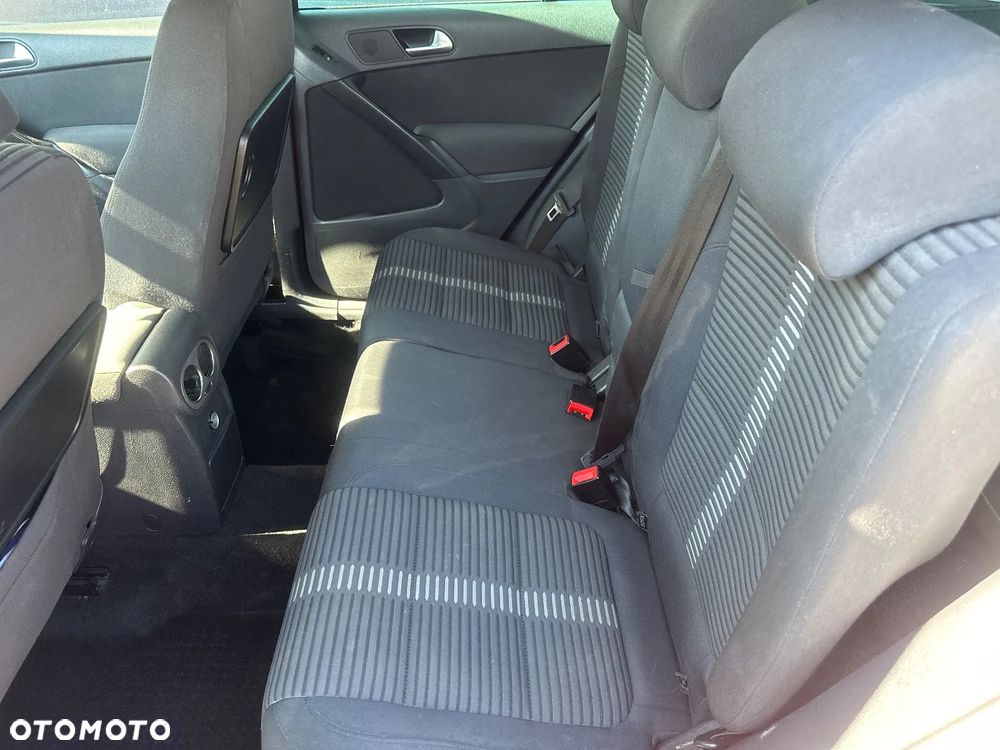 Volkswagen Tiguan 2.0 TDI Perfectline - 20