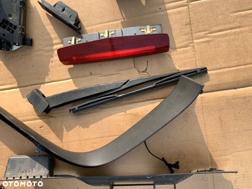 Opel astra H kombi osłona stop klapy tapicerka - 3