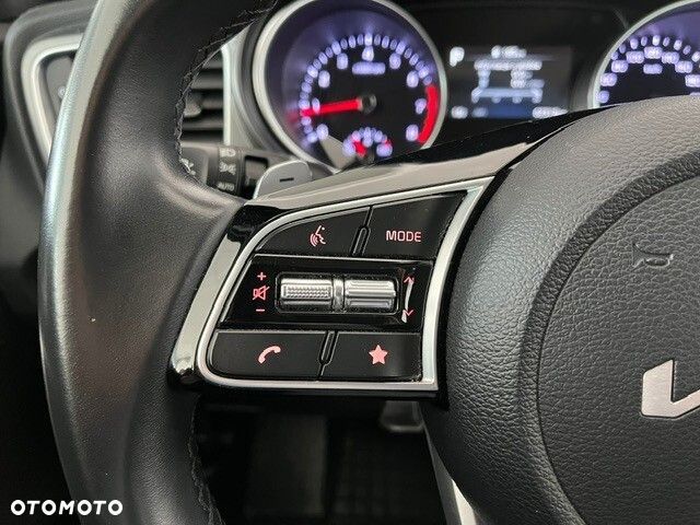 Kia Ceed 1.5 T-GDI M DCT - 22