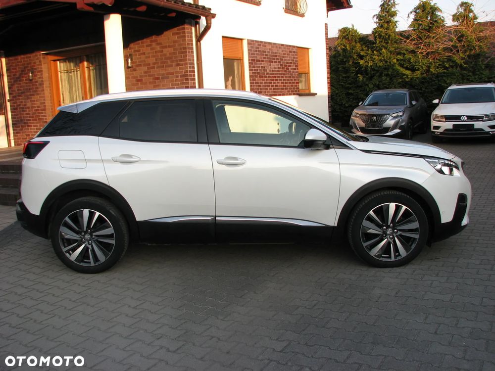 Peugeot 3008 BlueHDi 130 Stop & Start EAT8 Allure - 13