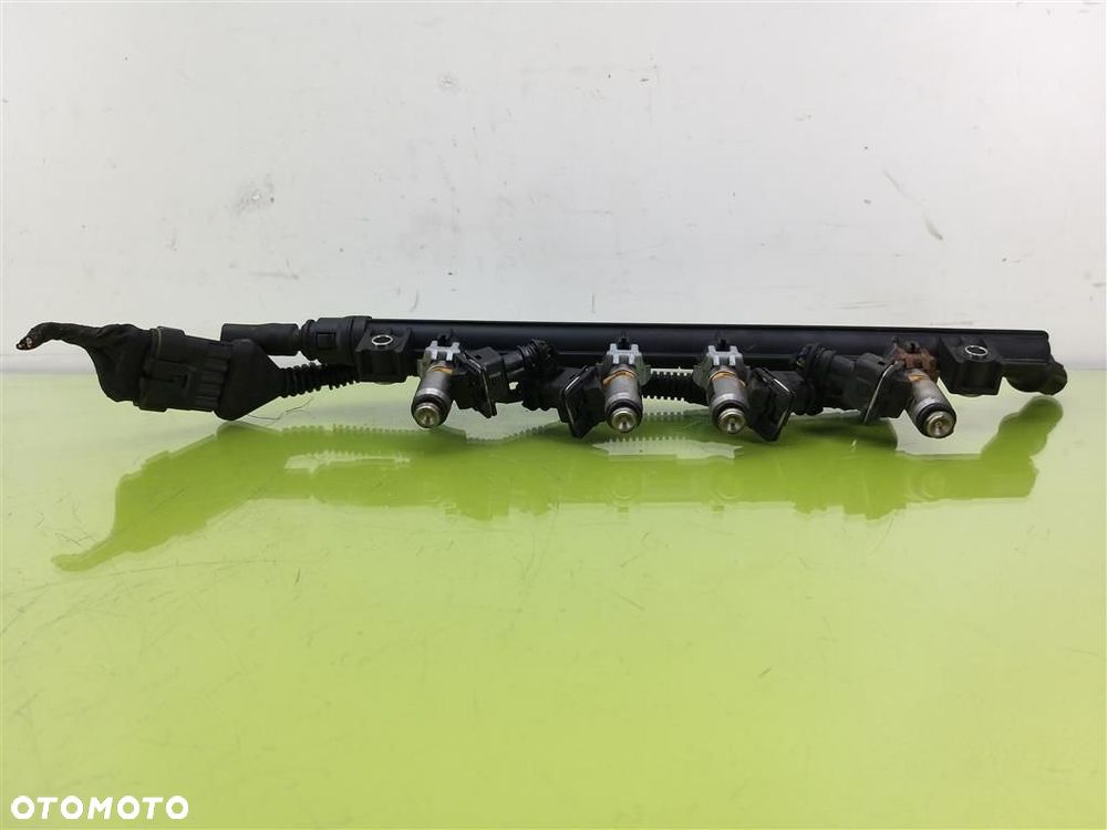 Listwa wtryskiwaczy Fiat Grande Punto  2005–2012 1.4 B 75 KM MAGNET MARELLI - 7