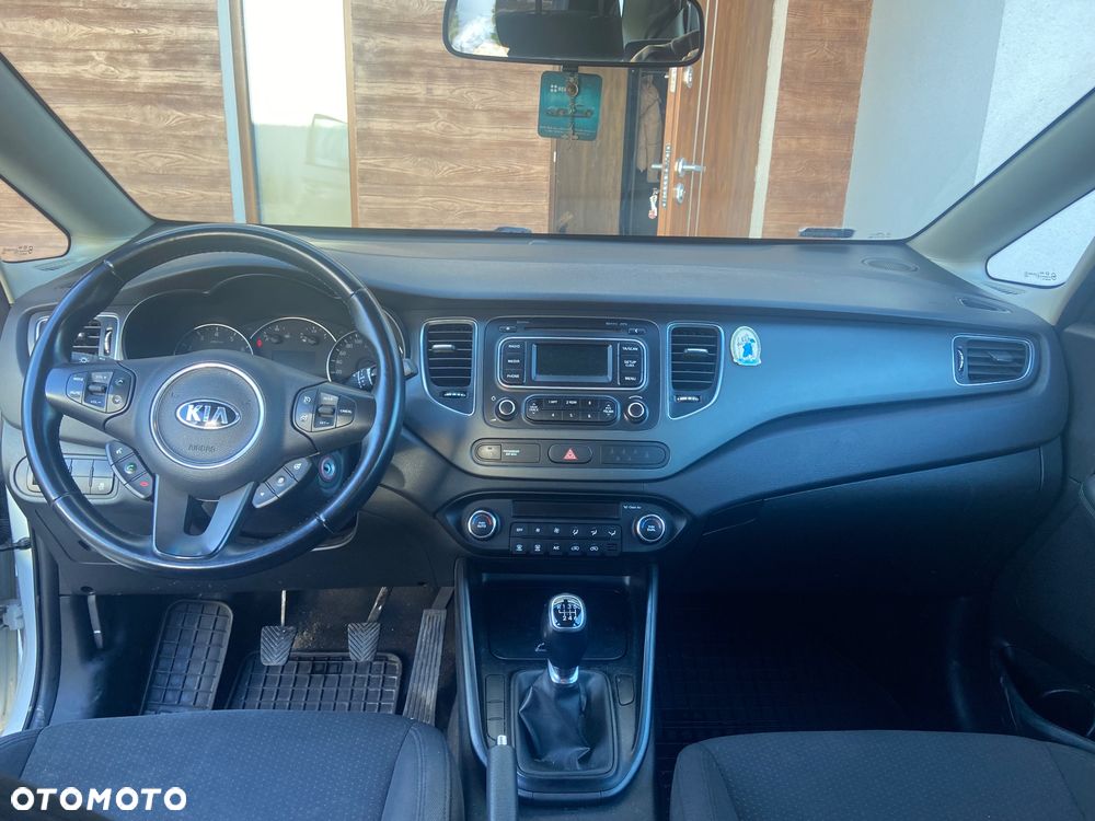 Kia Carens 1.6 GDI M 7os - 9
