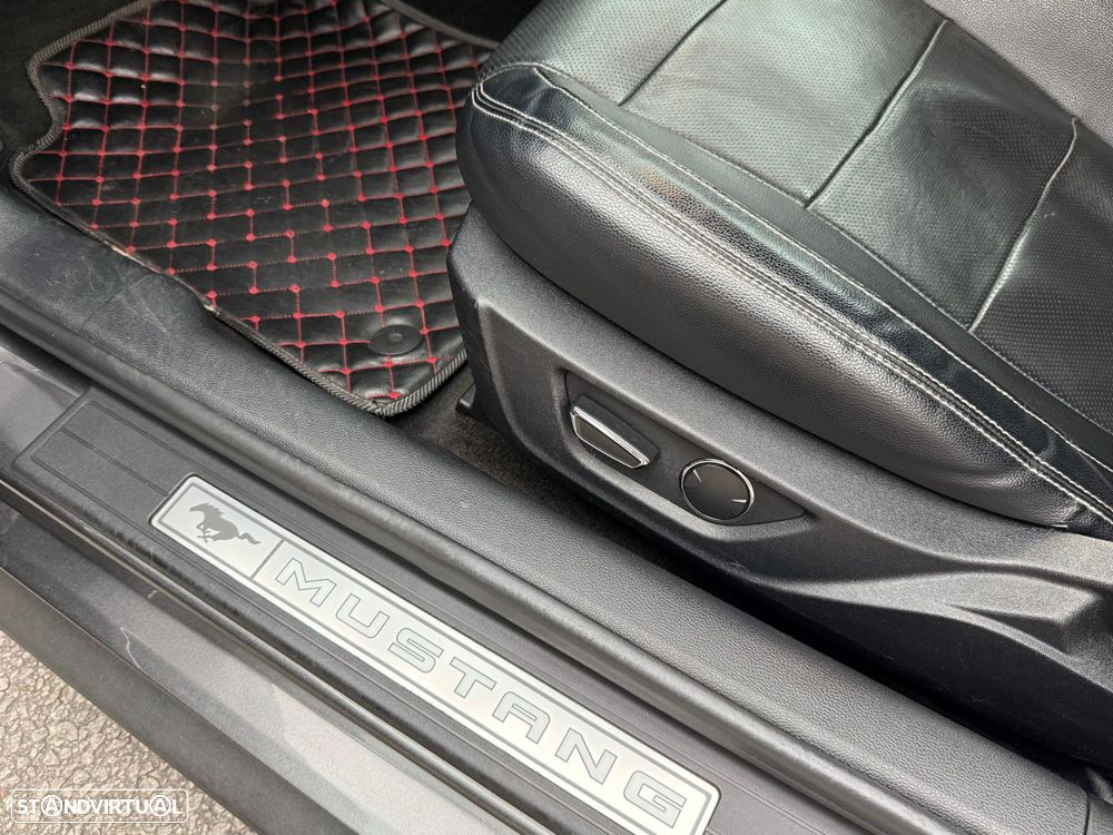 Ford Mustang 2.3 Eco Boost Aut. - 11