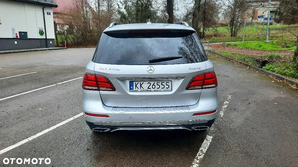 Mercedes-Benz GLE 250 d 4-Matic - 8