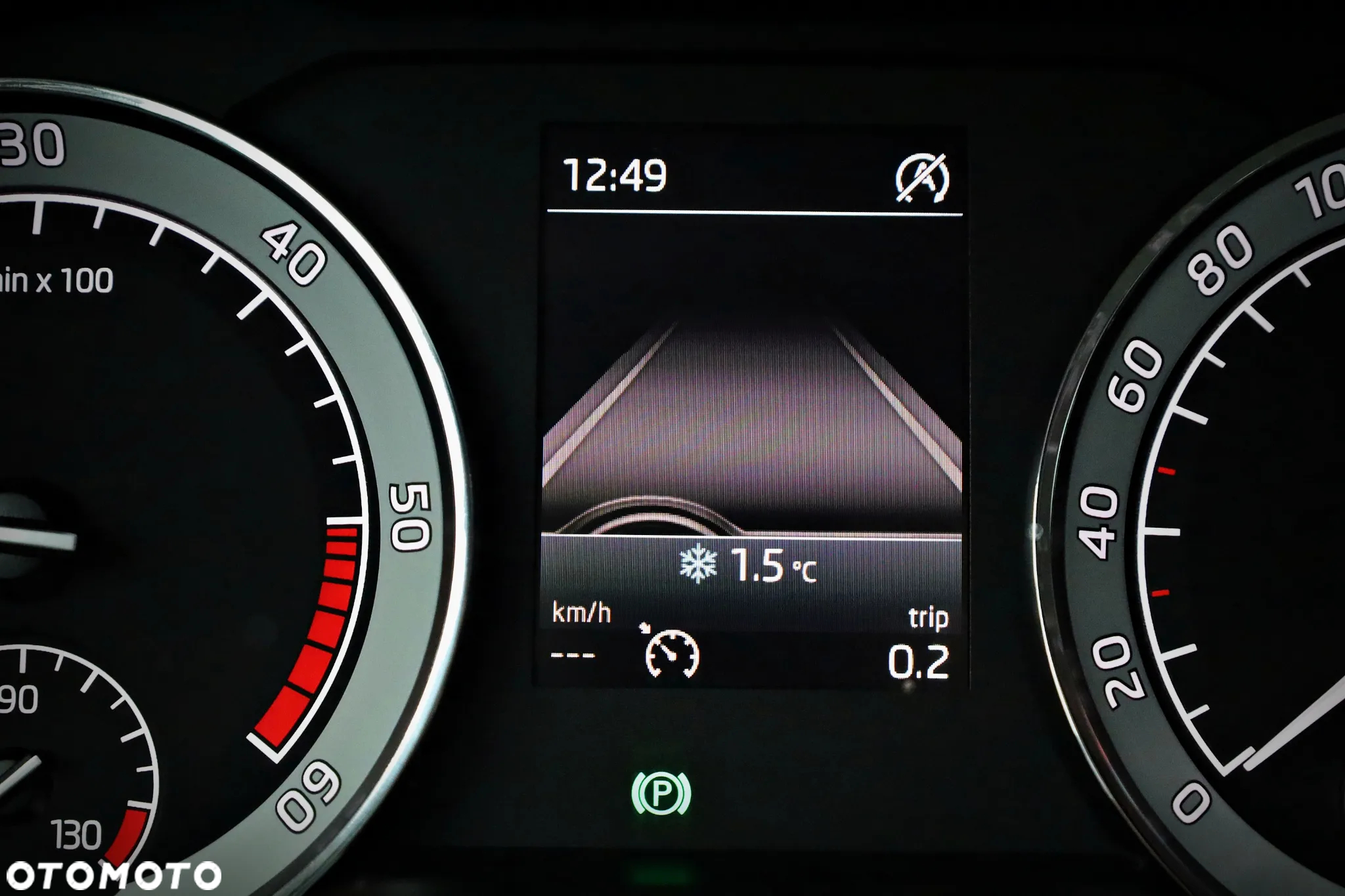 Skoda Superb 2.0 TDI SCR Ambition - 27