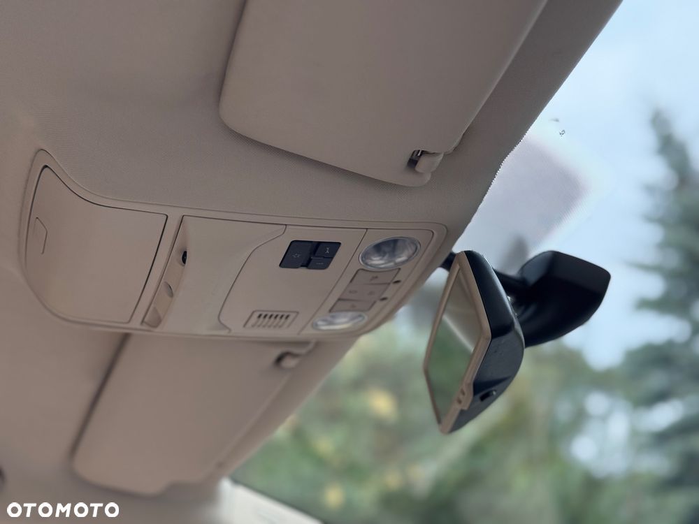 Volkswagen Golf 1.4 TSI Highline DSG - 12