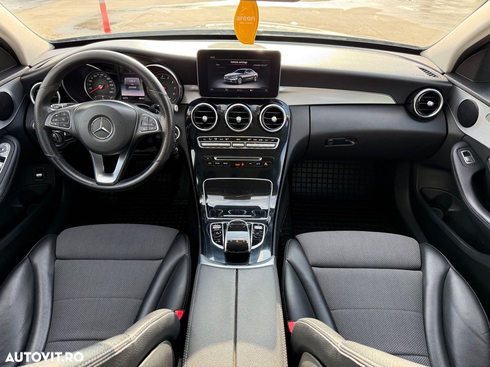 Mercedes-Benz C - 26