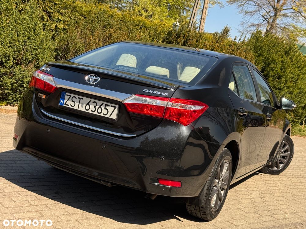 Toyota Corolla 1.6 Active EU6 - 13