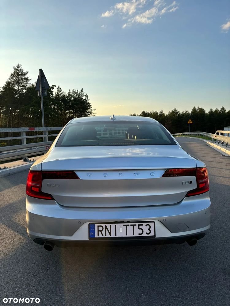 Volvo S90 T5 Momentum - 9