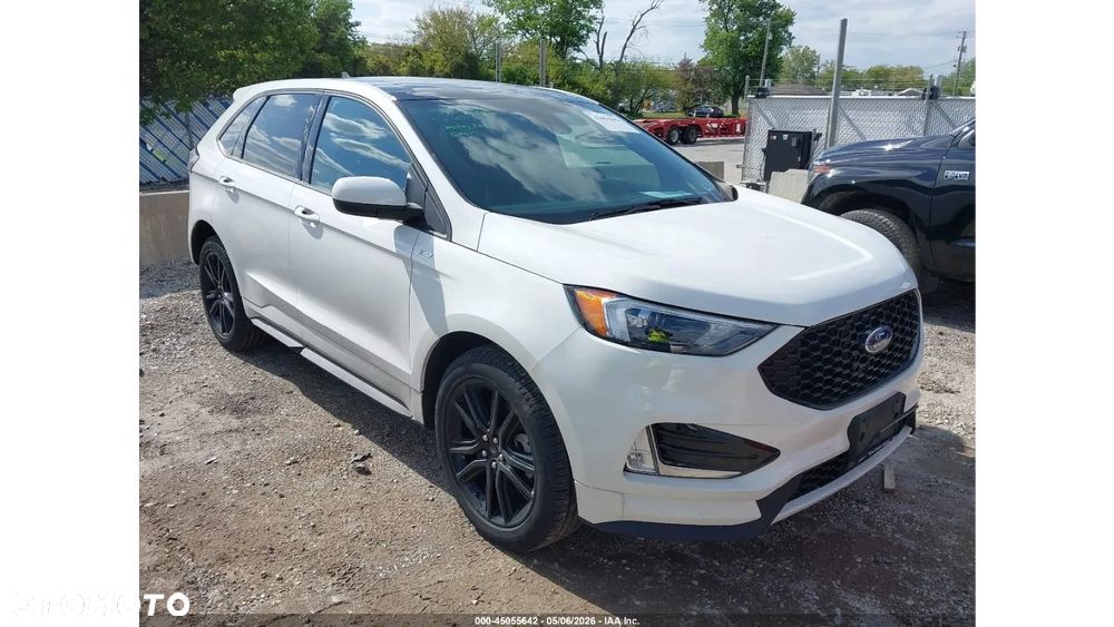 Ford Edge - 13