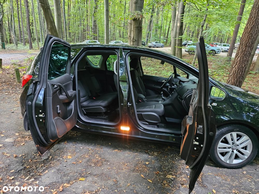 Opel Meriva - 14