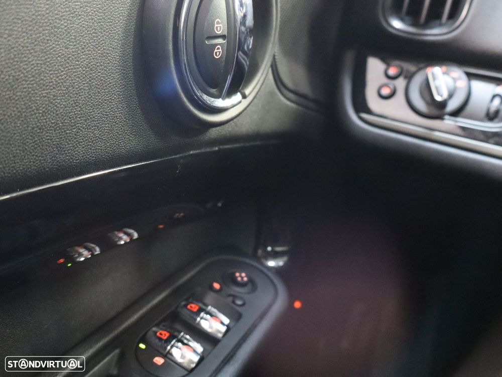 MINI Countryman Cooper SE ALL4 Auto - 20