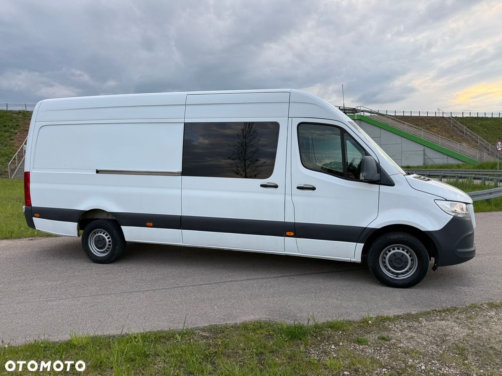 Mercedes-Benz Sprinter - 2