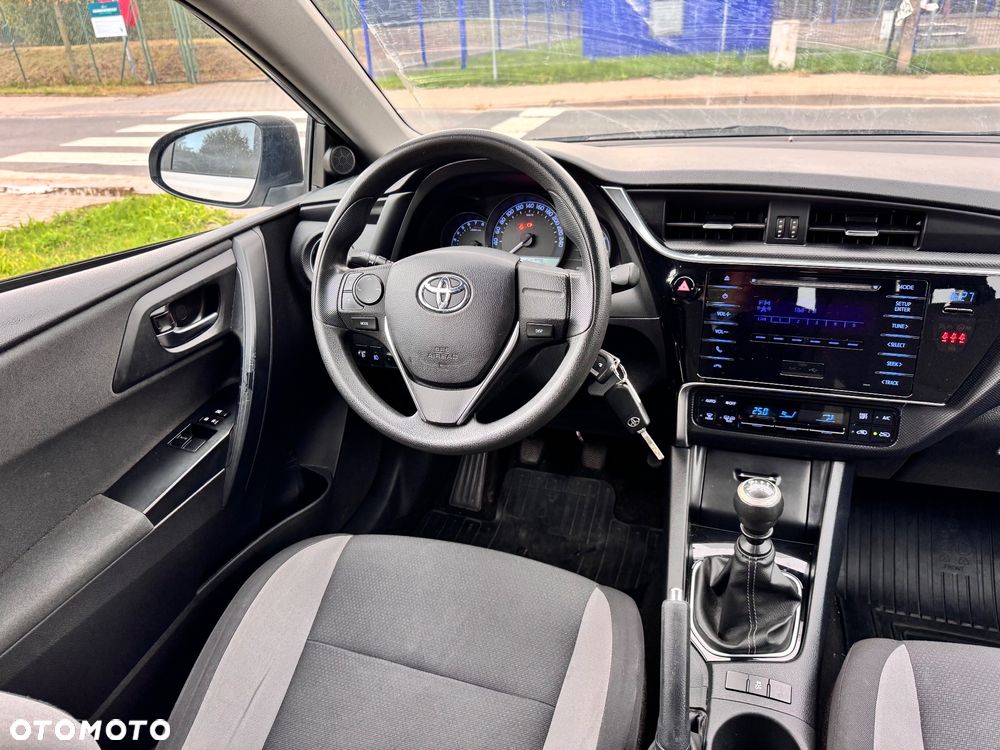 Toyota Auris 1.6 Comfort - 13
