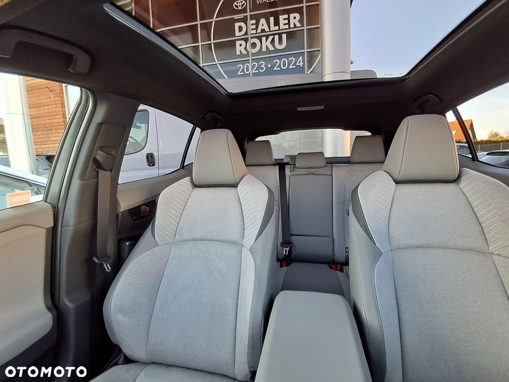 Toyota C-HR+ 77kWh 4x4 Executive - 27