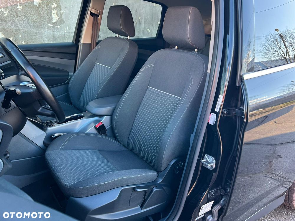 Ford C-MAX 1.6 Ti-VCT Champions Edition - 26