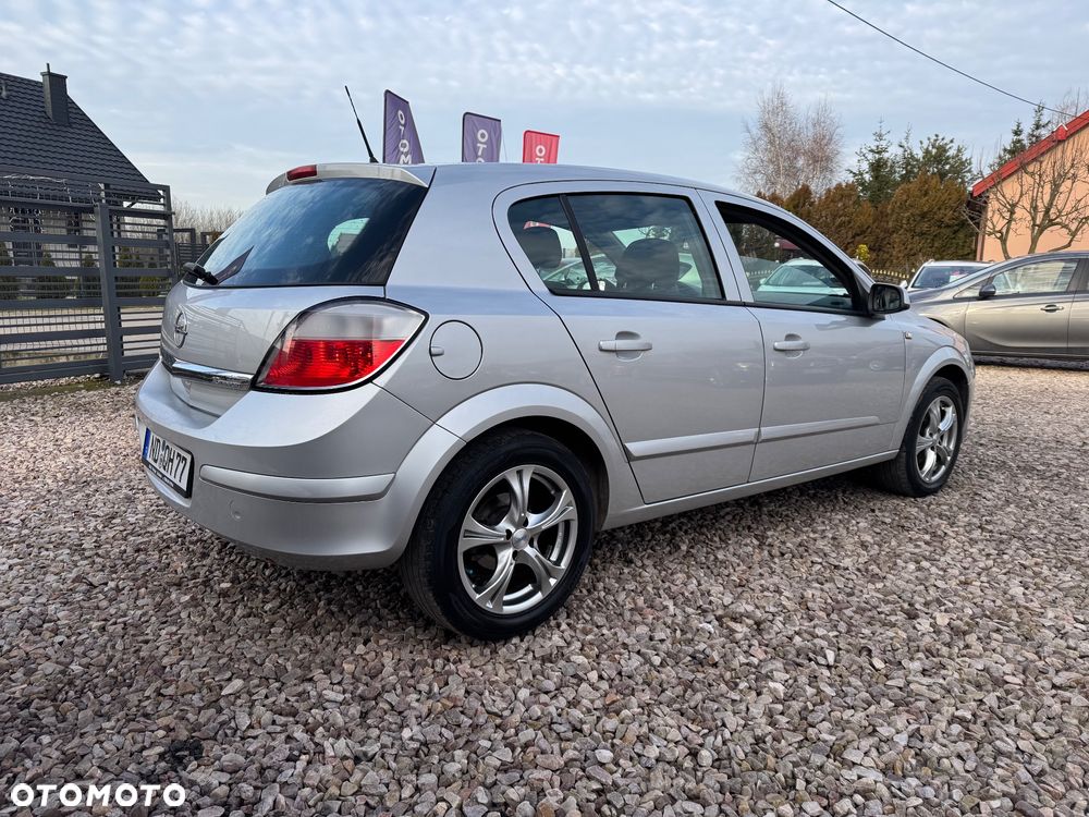 Opel Astra 1.6 - 5