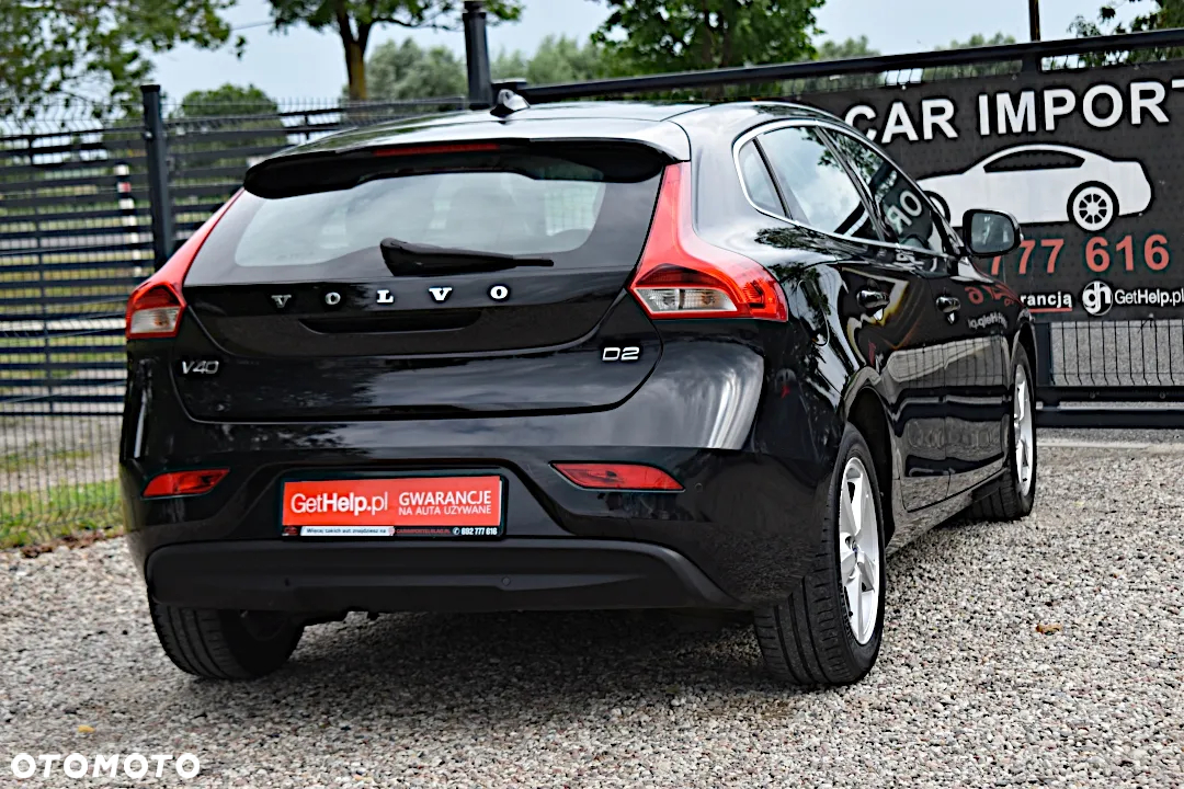 Volvo V40 D2 Momentum - 17